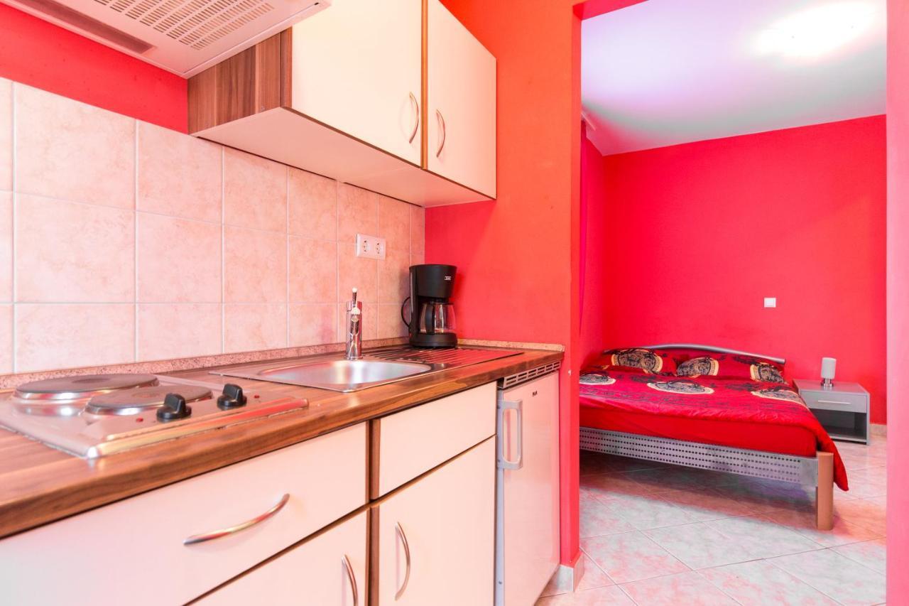 Vila Milano Apartamento Kornić Exterior foto